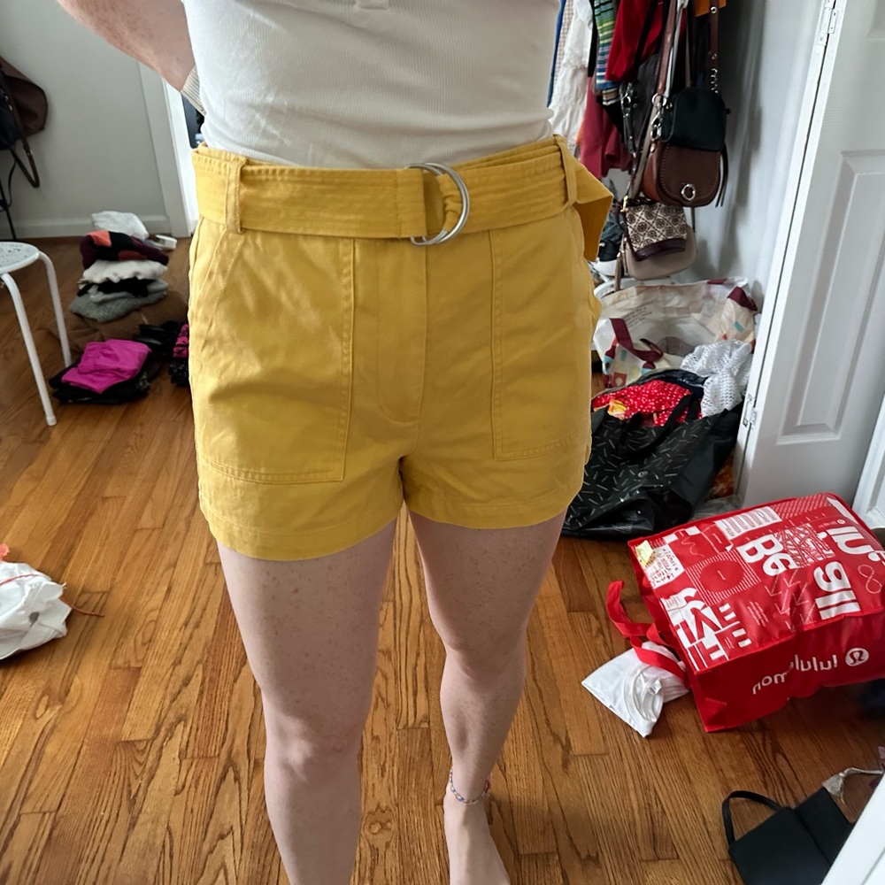 The color is more like the photos on my body